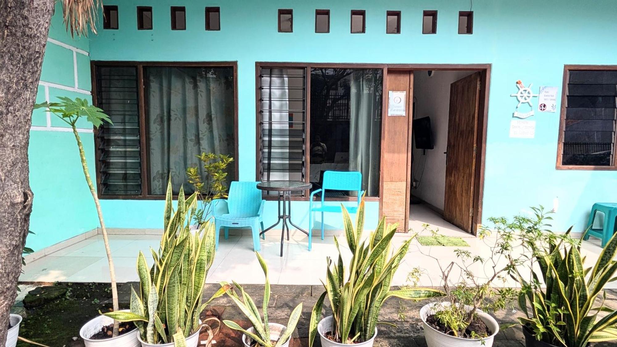 Homey Guesthouse Kertajaya Surabaya Eksteriør bilde